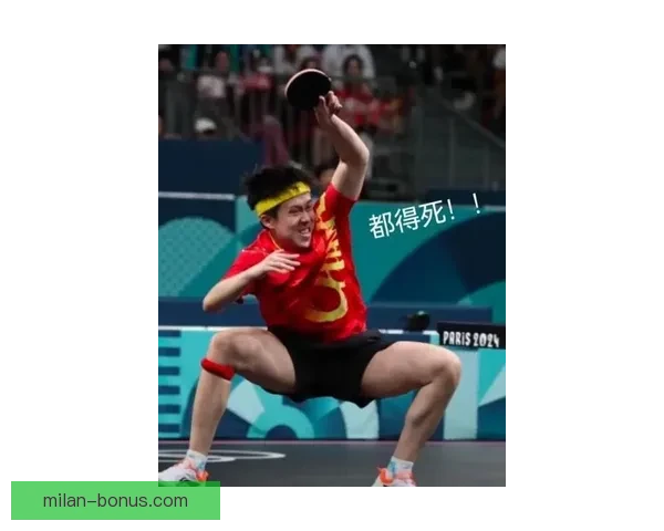 王楚钦撕掉肌贴奋力一搏累到双手撑地观众力量支撑他坚持